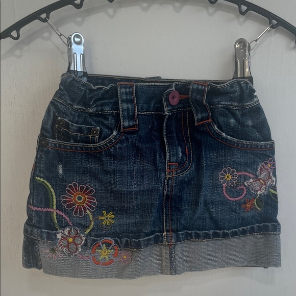 Place Denim with Pink Button Accent - Picture 1 of 8